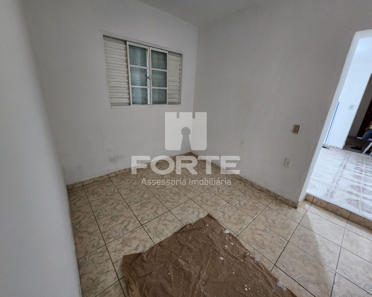 Casa para alugar com 2 quartos, 90m² - Foto 4