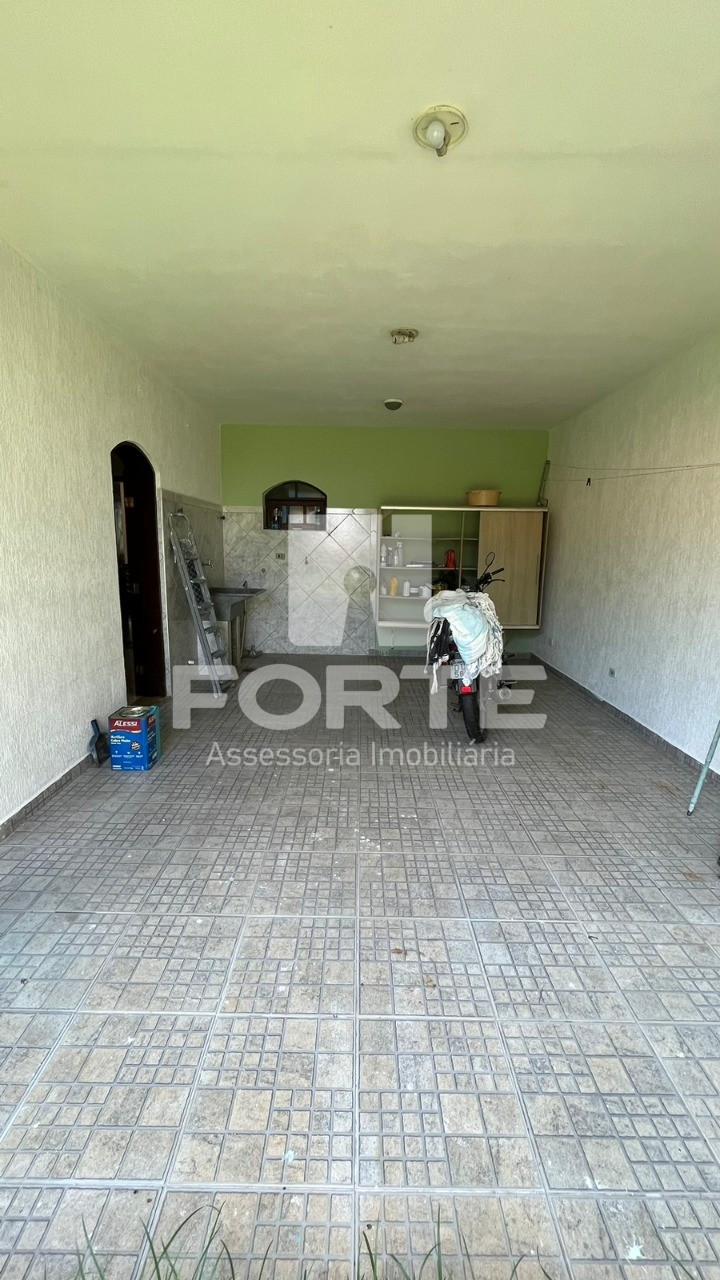 Casa à venda com 3 quartos, 200m² - Foto 21