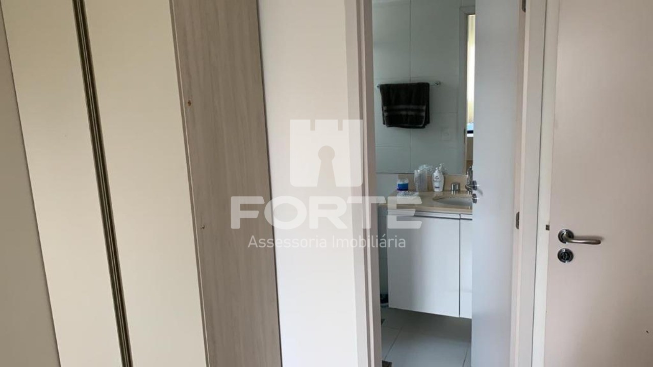 Apartamento à venda com 2 quartos, 72m² - Foto 10