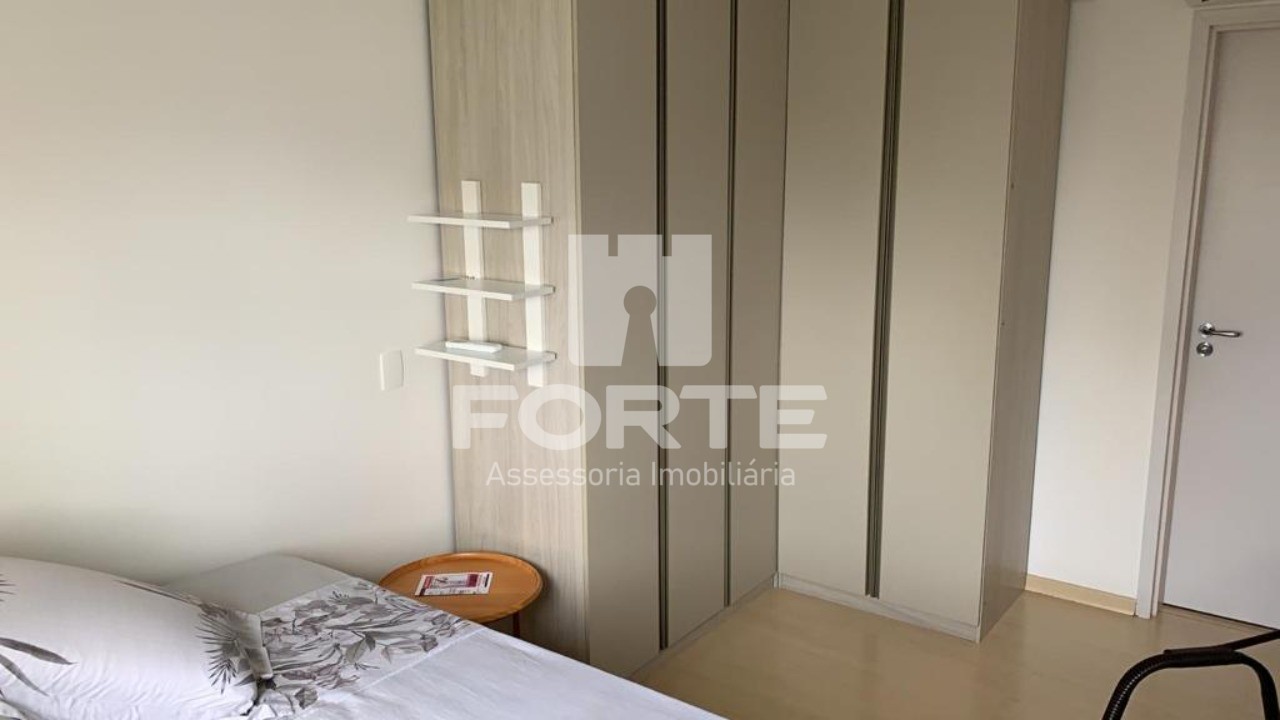 Apartamento à venda com 2 quartos, 72m² - Foto 9