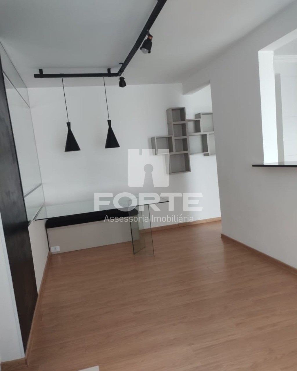 Apartamento à venda com 2 quartos, 67m² - Foto 1