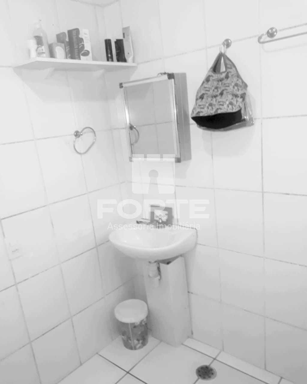 Apartamento à venda com 2 quartos, 46m² - Foto 5