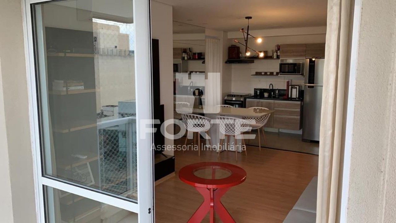 Apartamento à venda com 2 quartos, 72m² - Foto 4