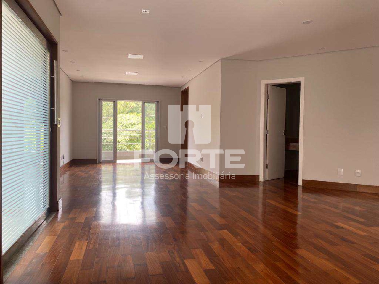 Casa à venda com 3 quartos, 270m² - Foto 10