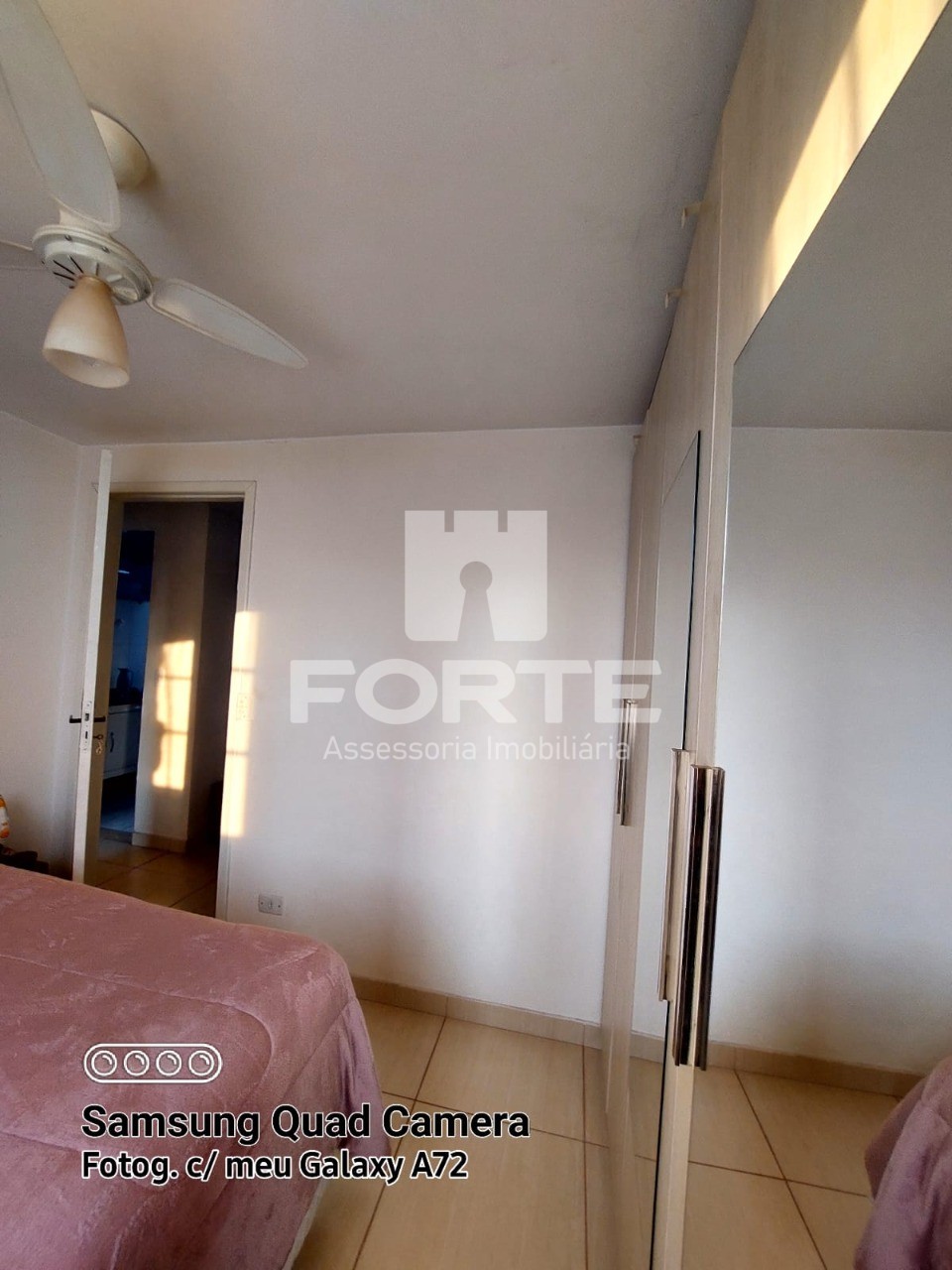 Apartamento à venda com 2 quartos, 46m² - Foto 2