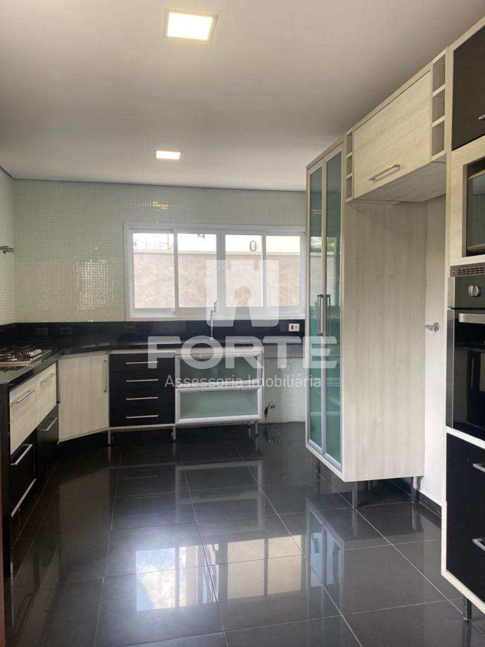 Casa à venda com 3 quartos, 270m² - Foto 13