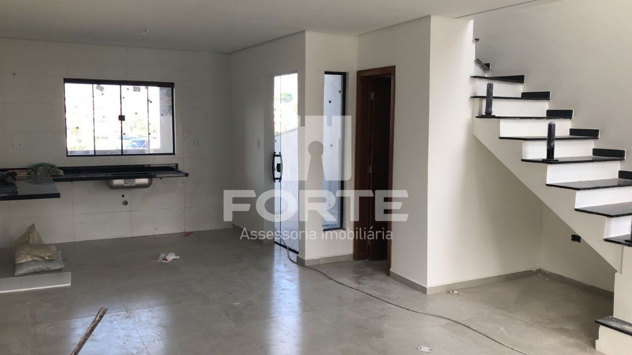 Casa à venda com 3 quartos, 180m² - Foto 8