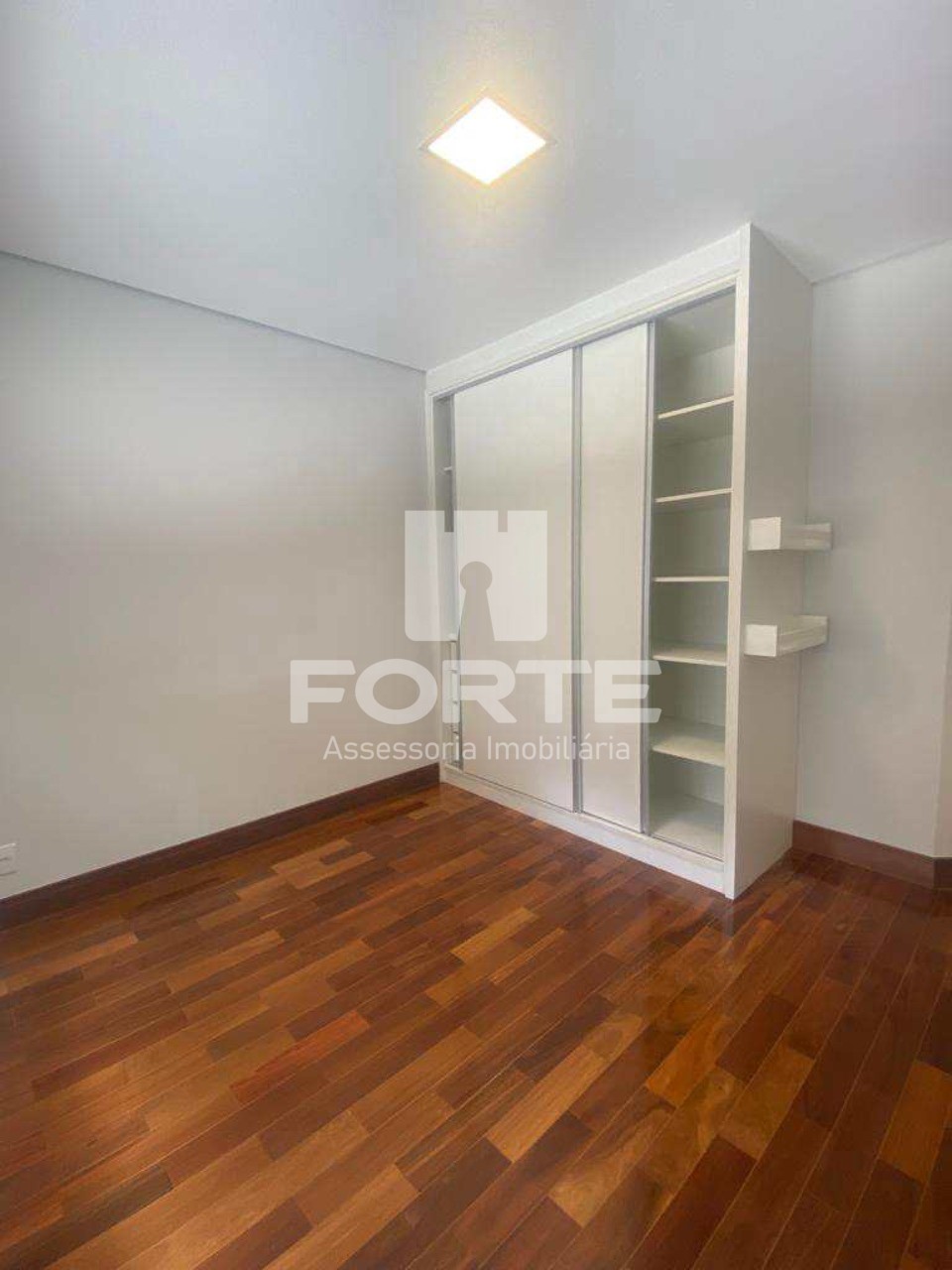 Casa à venda com 3 quartos, 270m² - Foto 29