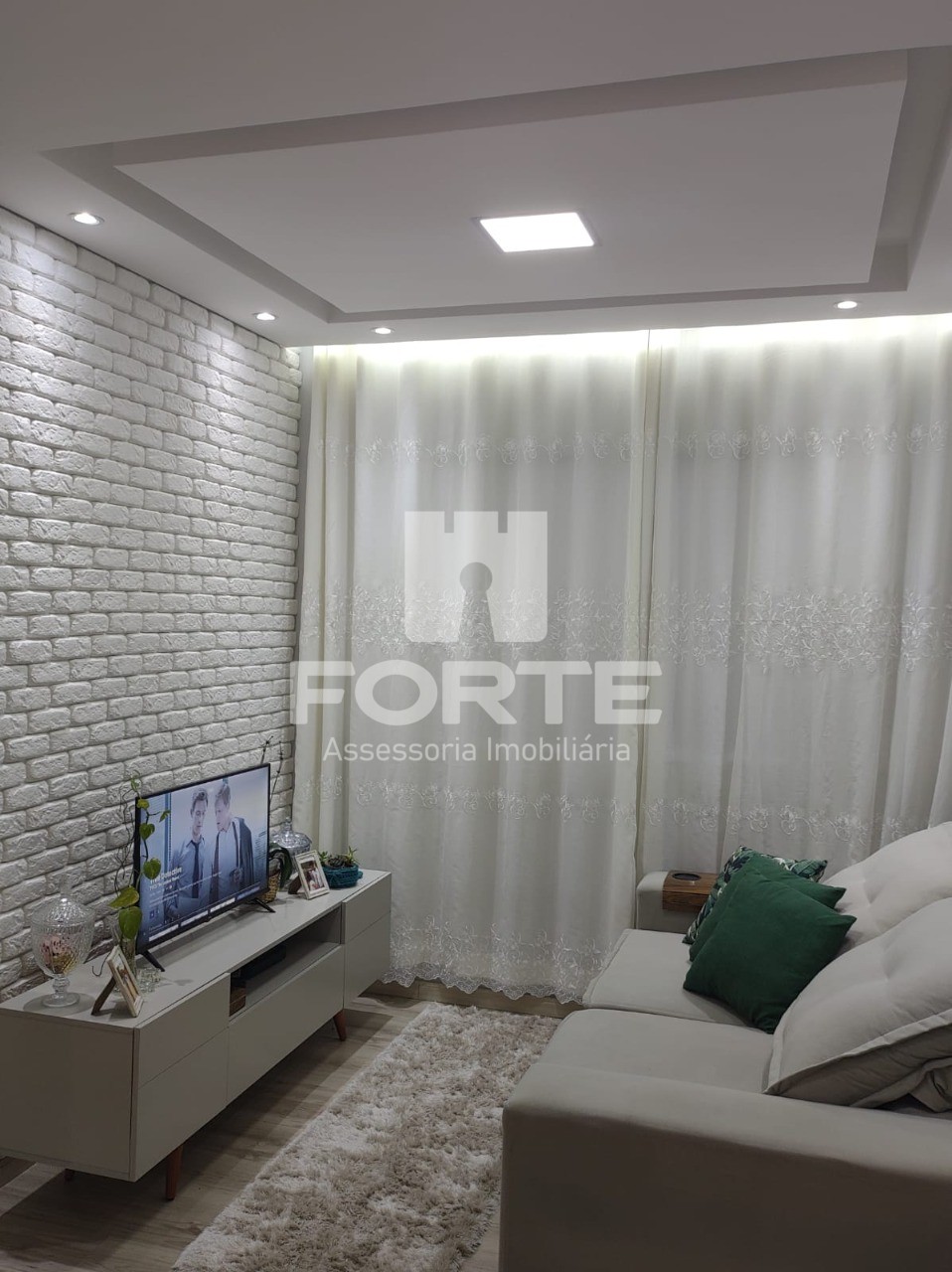 Apartamento à venda com 2 quartos, 55m² - Foto 1