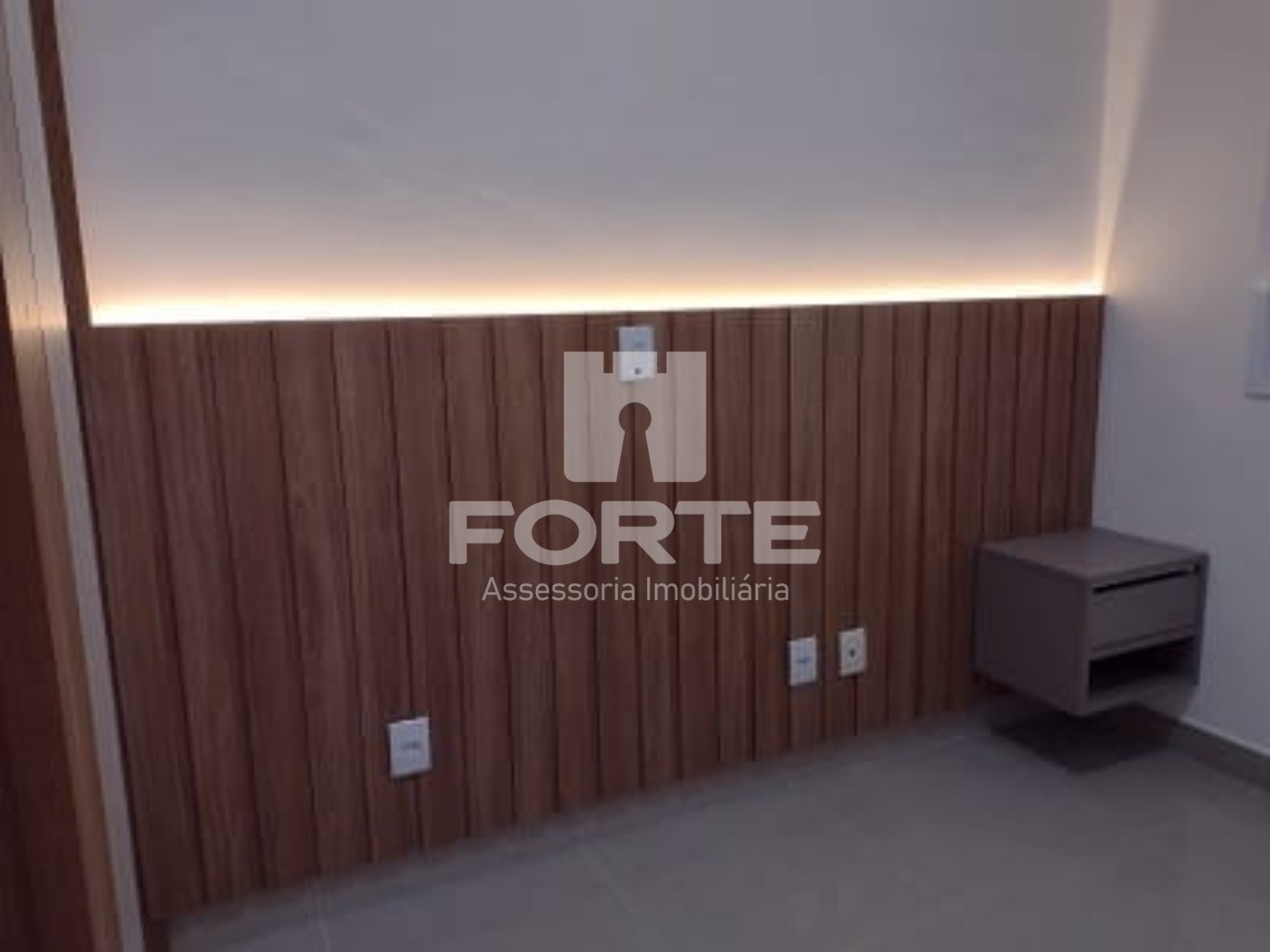 Apartamento à venda com 2 quartos, 76m² - Foto 11