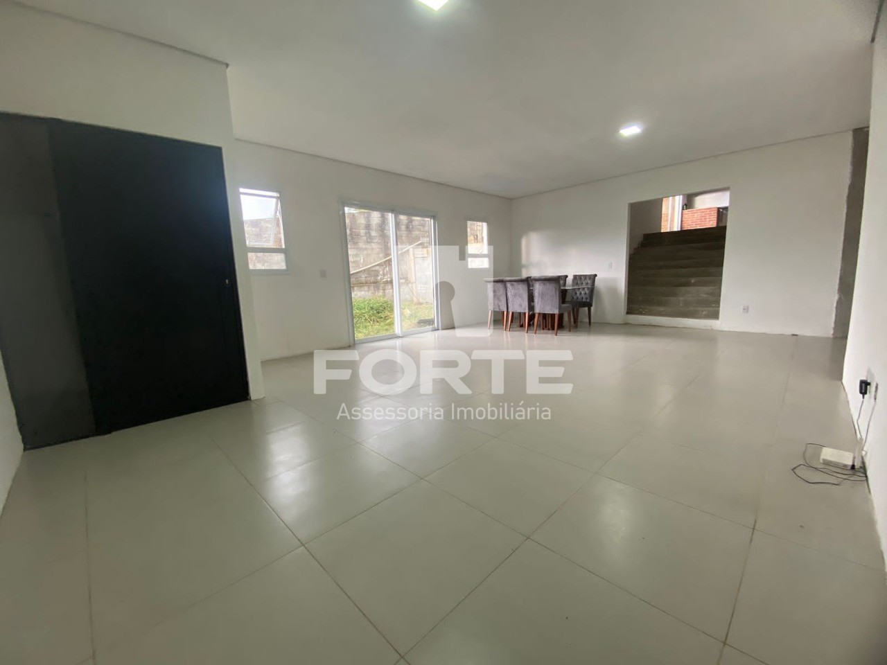 Casa à venda com 3 quartos, 1000m² - Foto 9