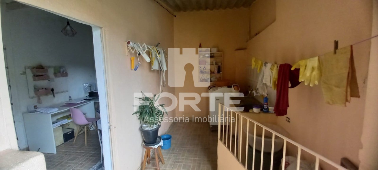 Casa à venda com 2 quartos, 182m² - Foto 27