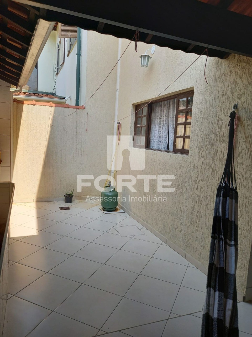 Casa à venda com 3 quartos, 131m² - Foto 14