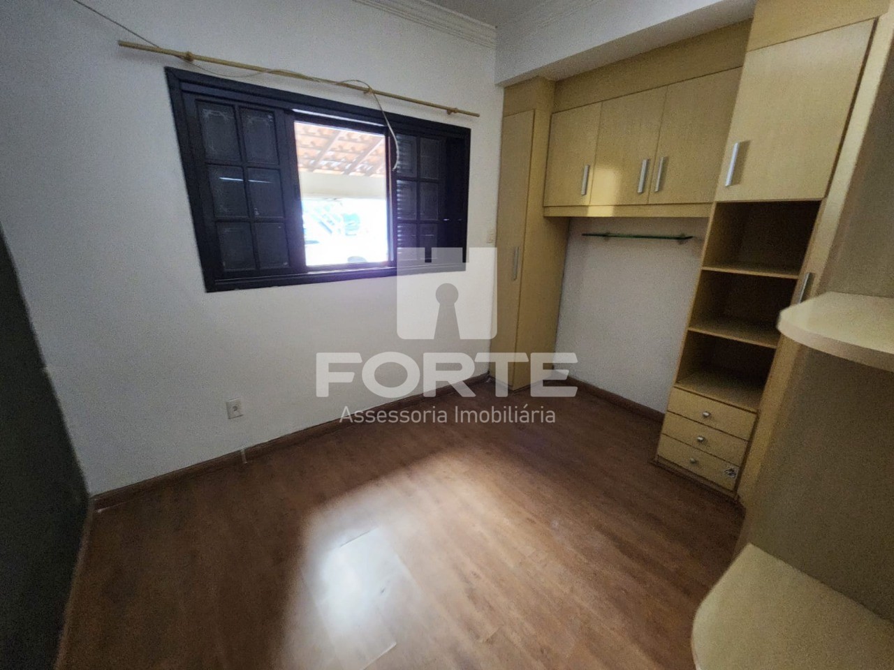 Casa à venda com 3 quartos, 350m² - Foto 37