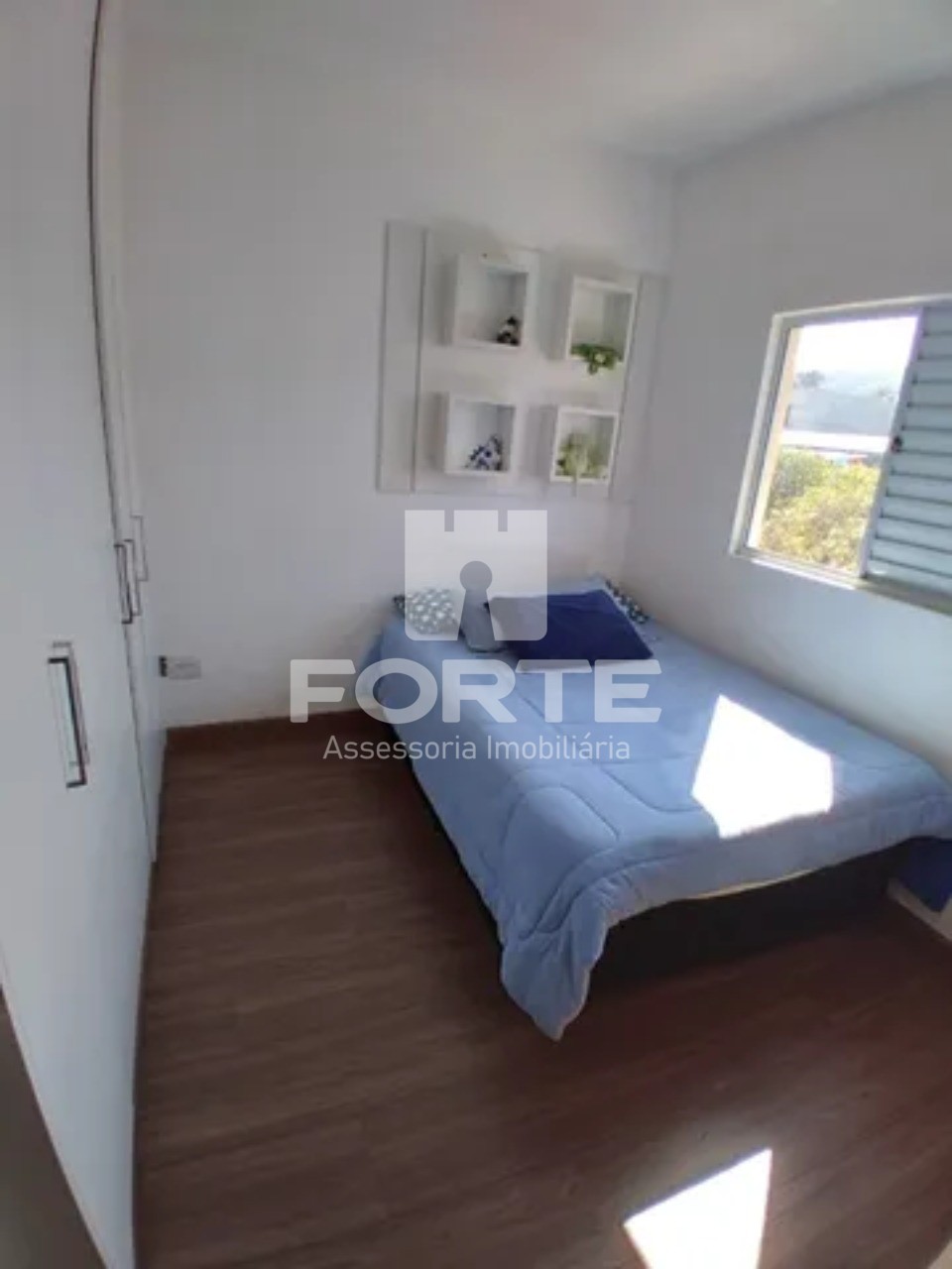 Casa à venda com 2 quartos, 71m² - Foto 11