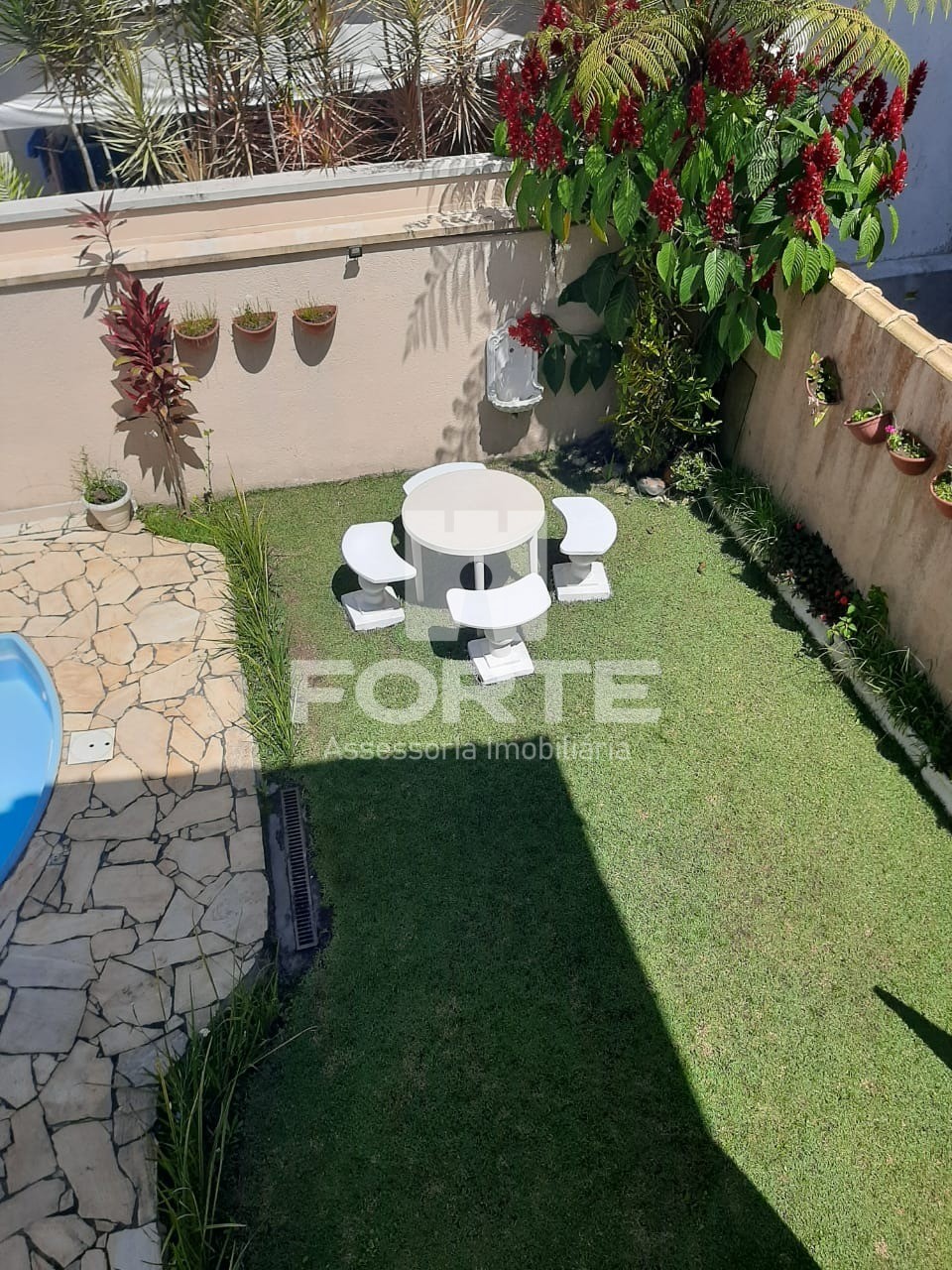 Casa à venda com 4 quartos, 306m² - Foto 15