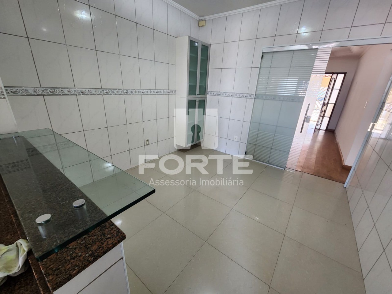 Casa à venda com 3 quartos, 350m² - Foto 26