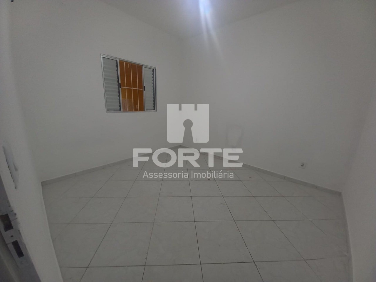 Casa para alugar com 1 quarto, 75m² - Foto 4