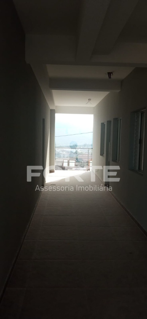 Casa à venda com 2 quartos, 56m² - Foto 14