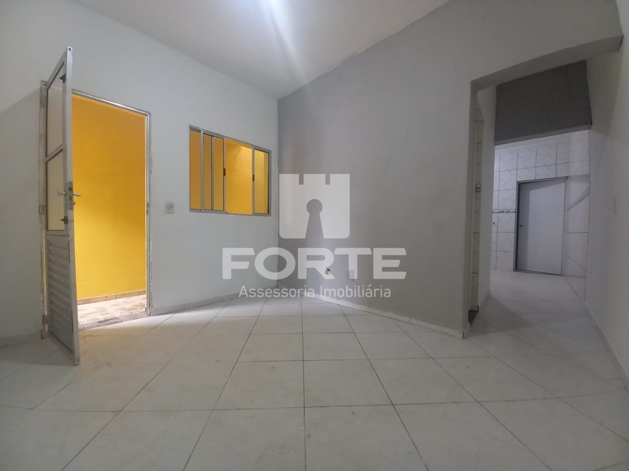 Casa para alugar com 1 quarto, 75m² - Foto 11