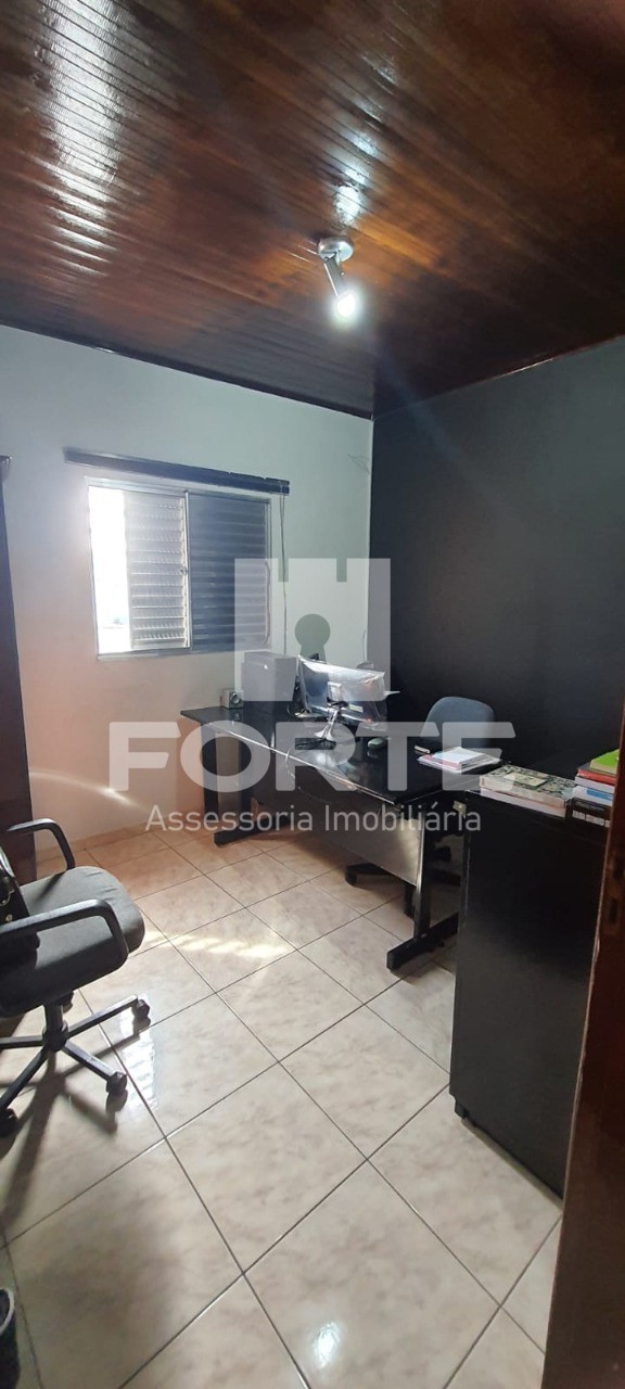 Casa à venda com 5 quartos, 150m² - Foto 22