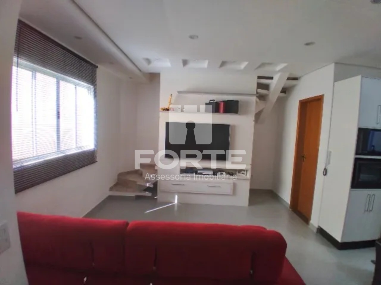 Casa à venda com 2 quartos, 71m² - Foto 1