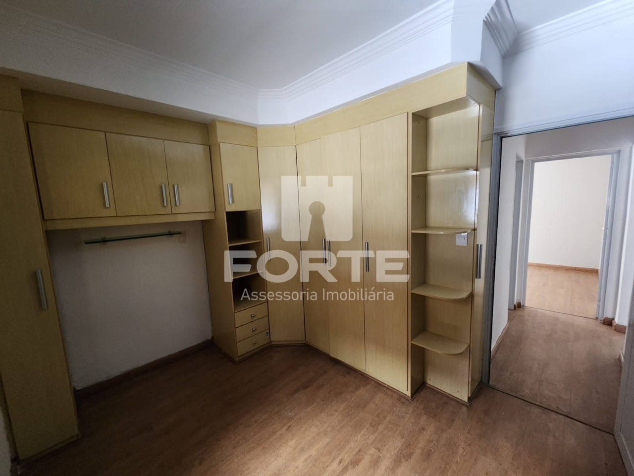 Casa à venda com 3 quartos, 350m² - Foto 44