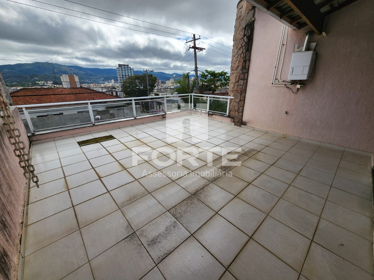 Casa à venda com 5 quartos, 400m² - Foto 45