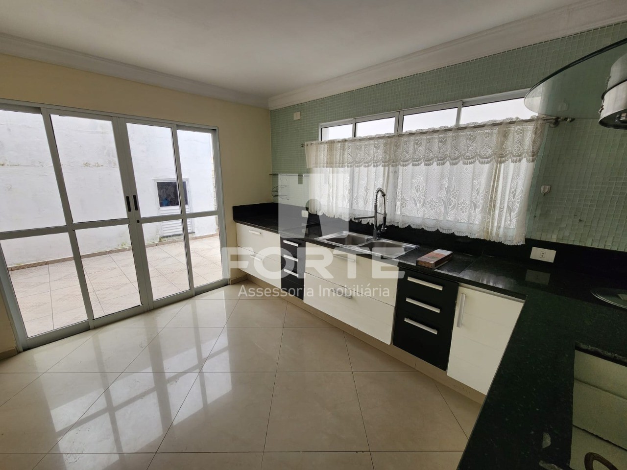 Casa à venda com 5 quartos, 400m² - Foto 8