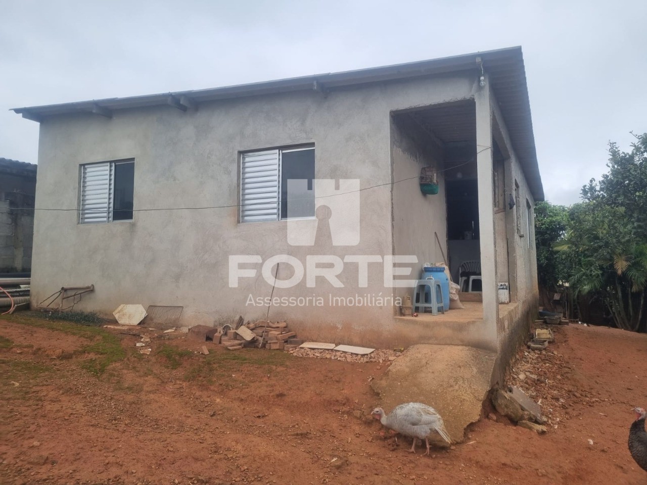 Chácara, 3 quartos, 1000 m² - Foto 1