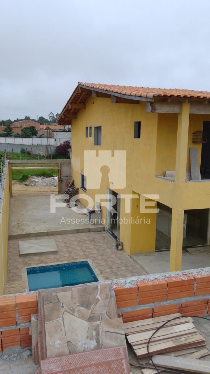 Casa à venda com 3 quartos, 200m² - Foto 5