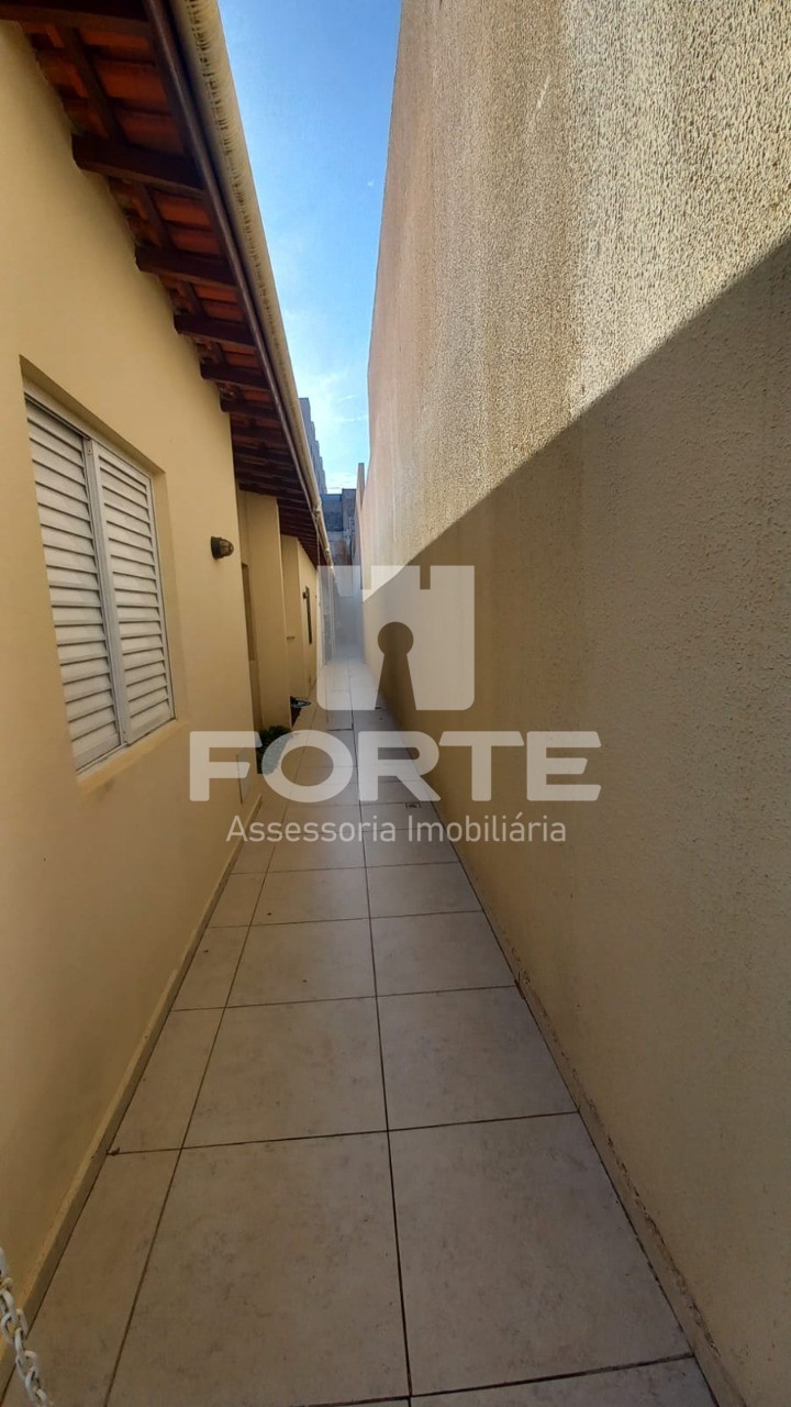 Casa à venda com 2 quartos, 80m² - Foto 13