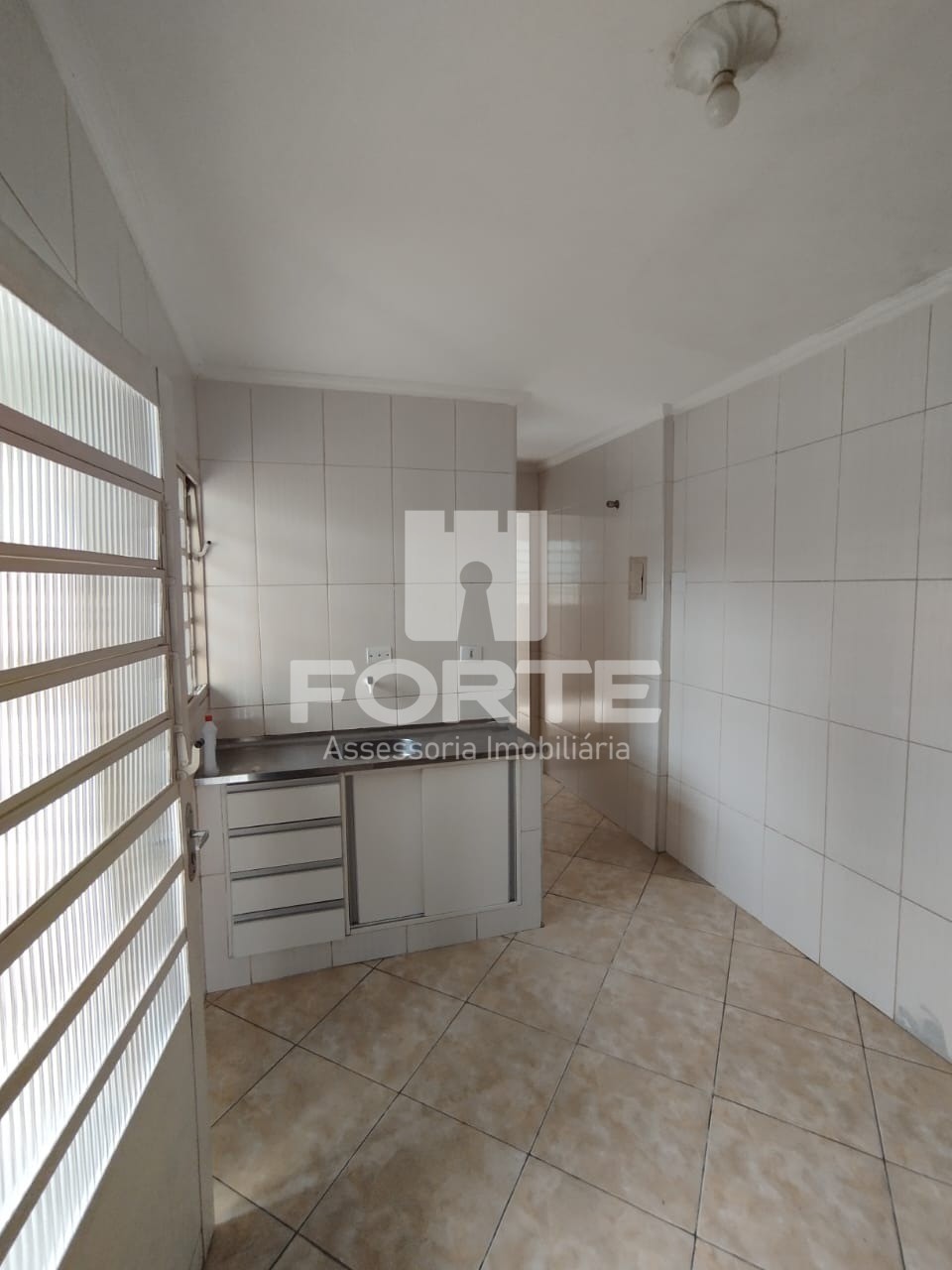 Casa à venda com 4 quartos, 250m² - Foto 17