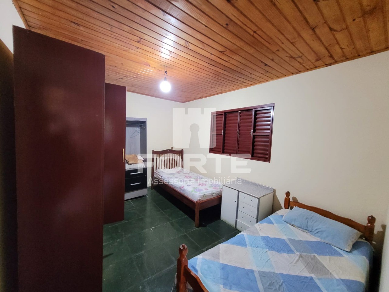 Sítio à venda com 5 quartos, 11000m² - Foto 35