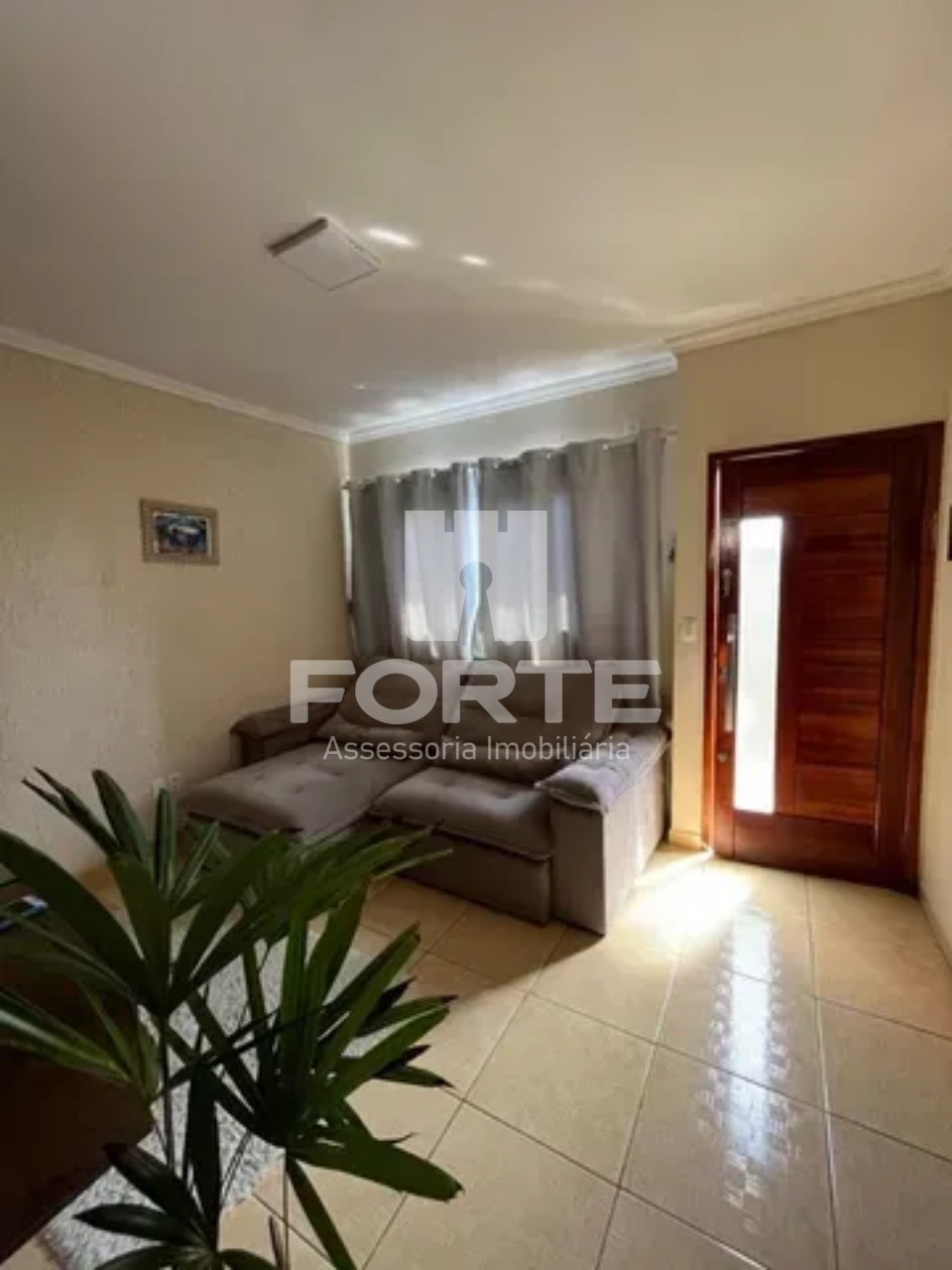 Casa à venda com 2 quartos, 65m² - Foto 1