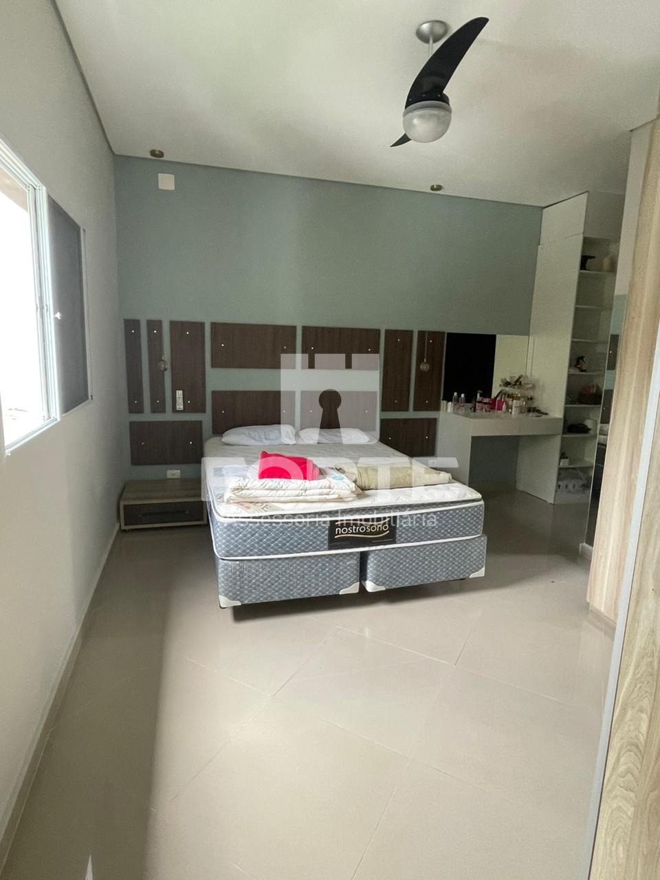 Casa à venda com 3 quartos, 250m² - Foto 19