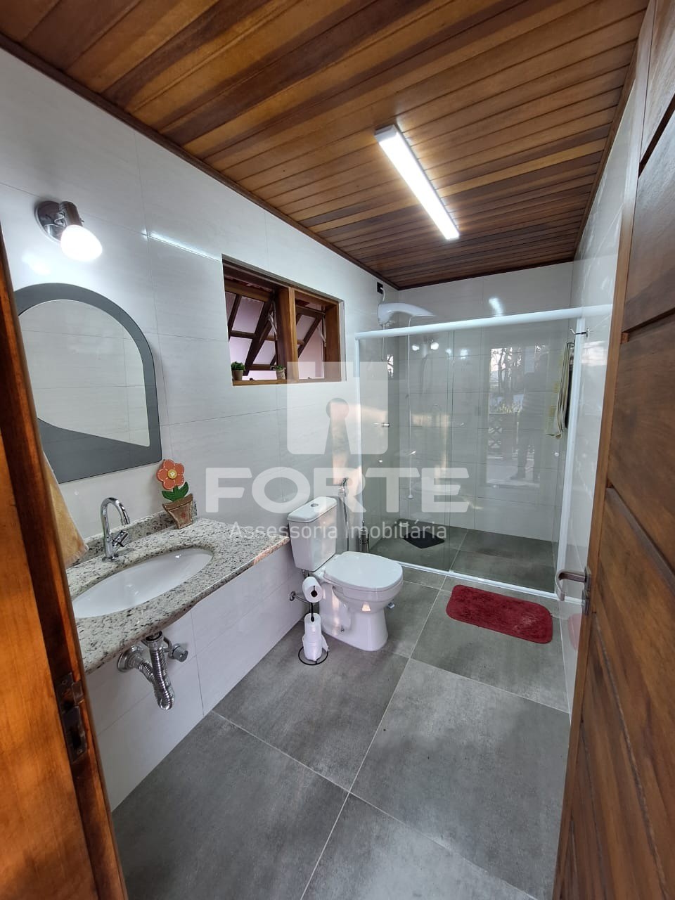 Chácara à venda com 4 quartos, 250m² - Foto 8