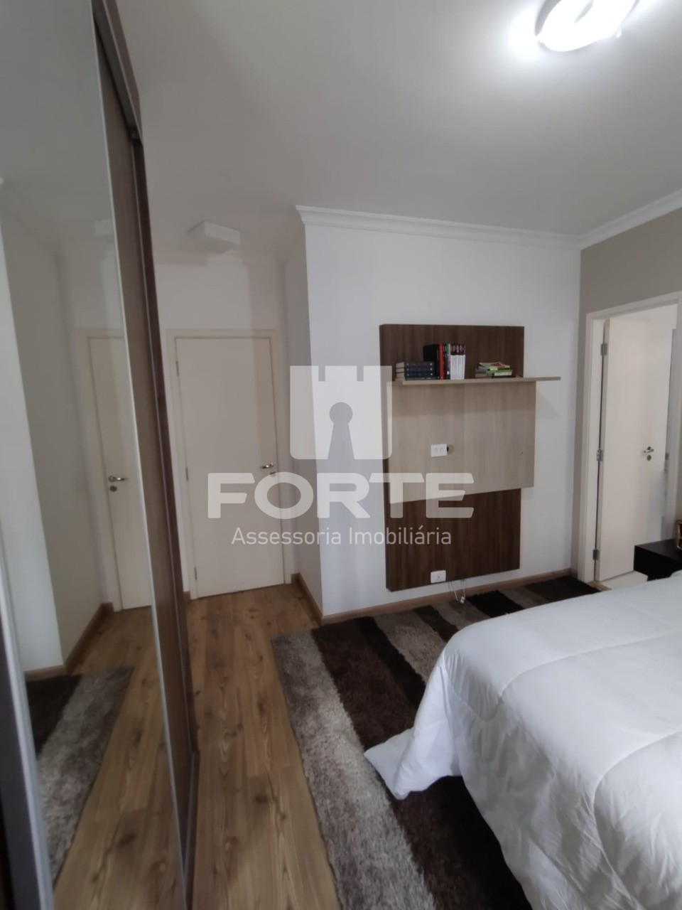 Apartamento à venda com 2 quartos, 65m² - Foto 11