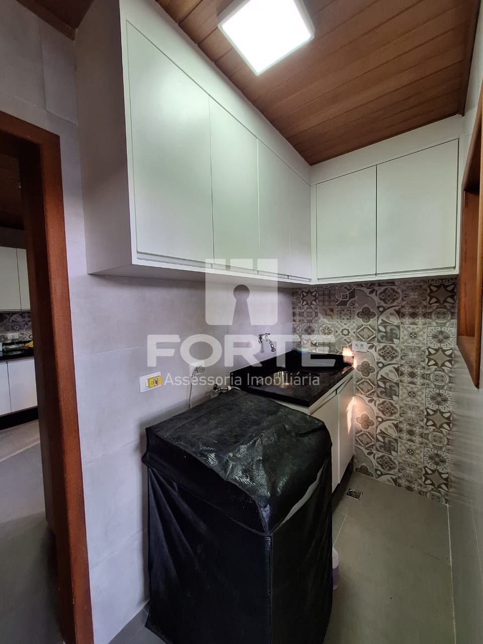 Chácara à venda com 4 quartos, 250m² - Foto 25