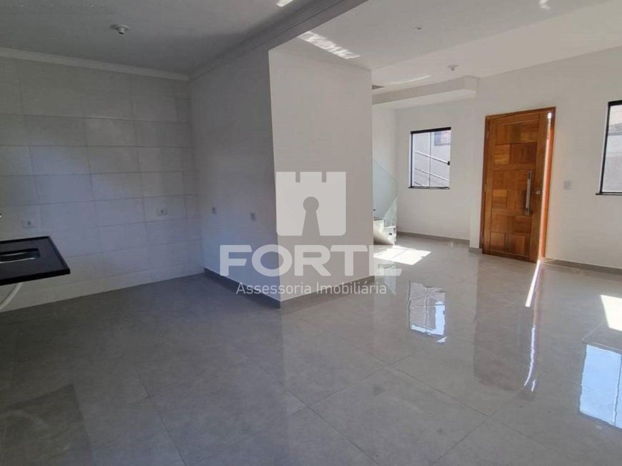 Casa à venda com 3 quartos, 88m² - Foto 3