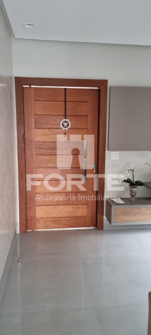 Casa à venda com 3 quartos, 300m² - Foto 9