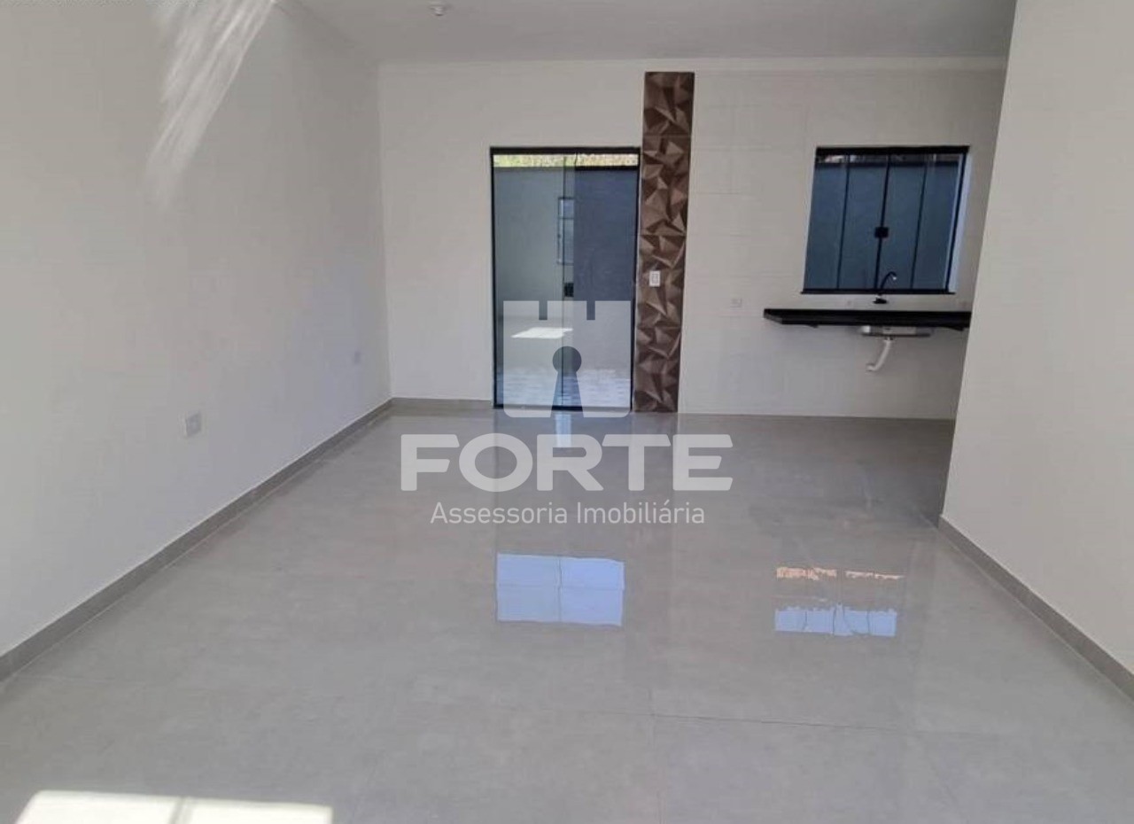 Casa à venda com 3 quartos, 88m² - Foto 2