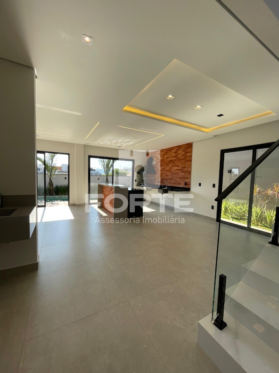 Casa à venda com 3 quartos, 250m² - Foto 6