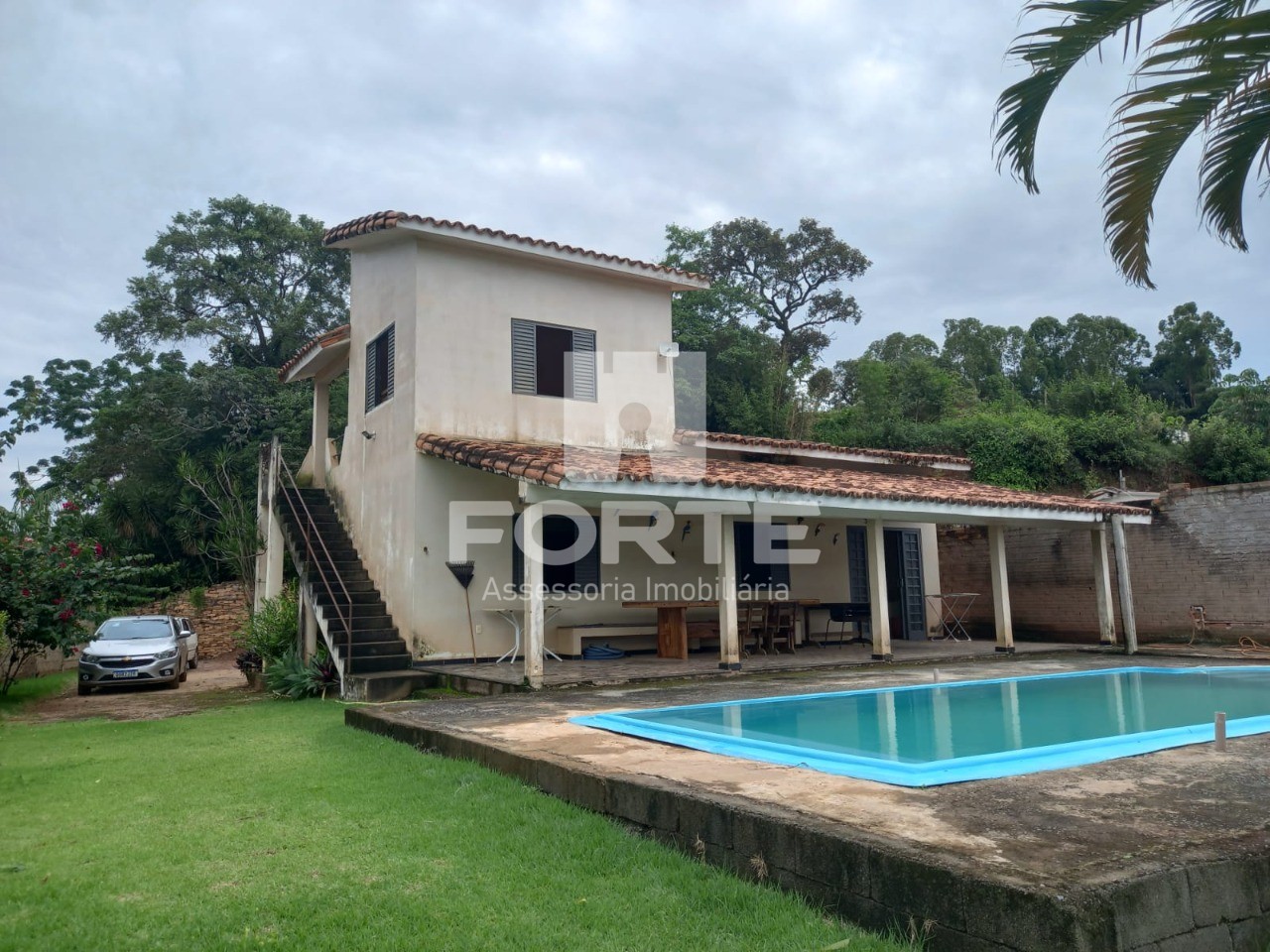 Chácara à venda com 4 quartos, 784m² - Foto 2