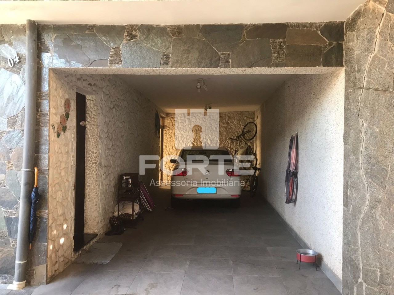 Casa à venda com 5 quartos, 150m² - Foto 9