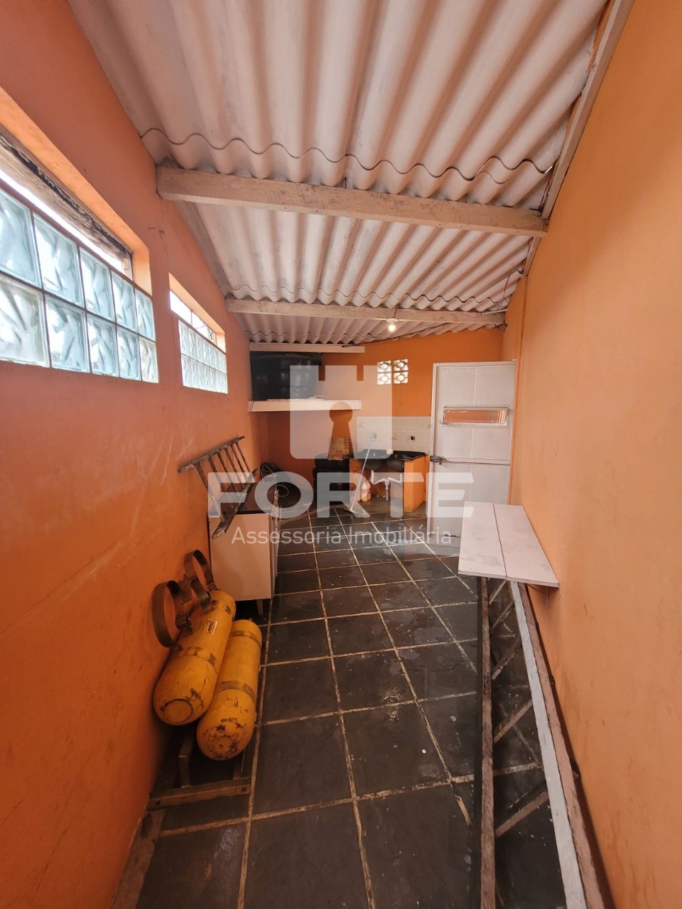 Casa à venda com 2 quartos, 125m² - Foto 12