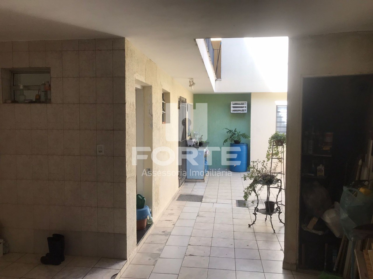 Casa à venda com 5 quartos, 150m² - Foto 10