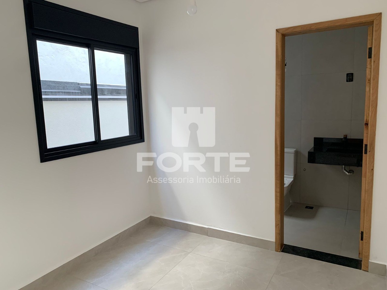 Casa à venda com 4 quartos, 280m² - Foto 14