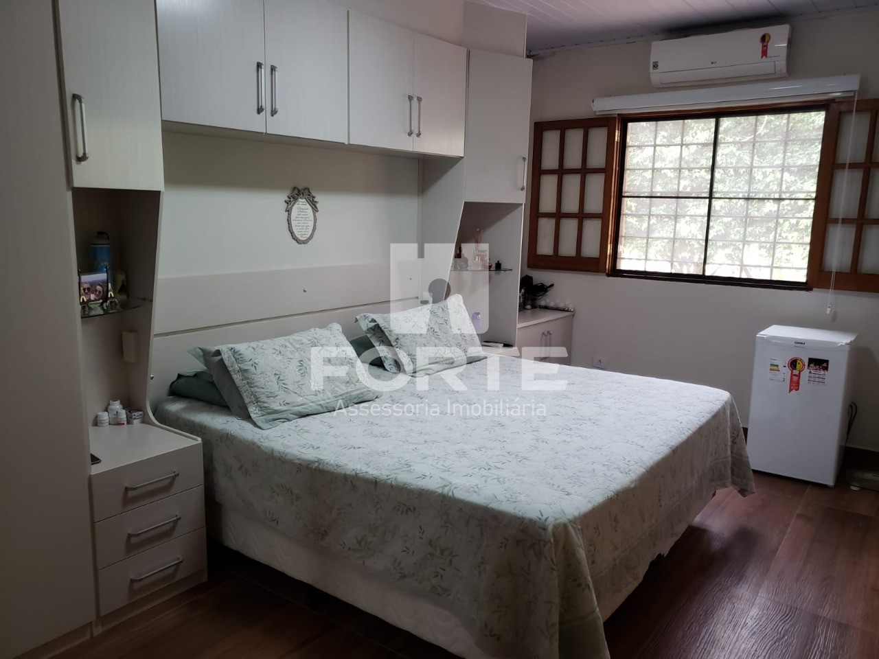 Chácara à venda com 4 quartos, 450m² - Foto 27