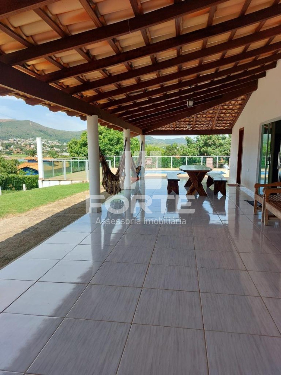 Casa à venda com 4 quartos, 400m² - Foto 5